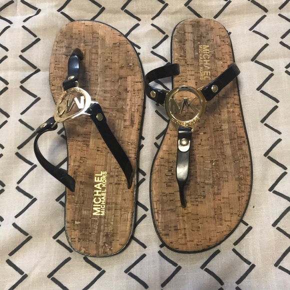 Michael Kors sandals - Picture 2 of 3